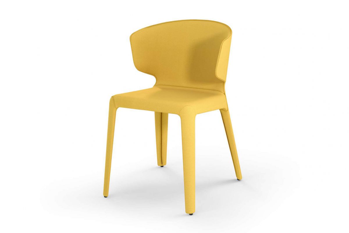 Chaise design ergonomique en tissu jaune, structure à 4 pieds 