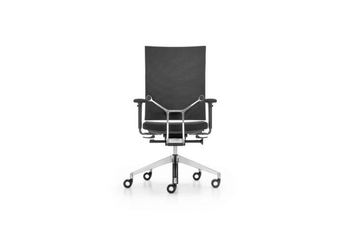 Siège de bureau ergonomique de qualité en cuir noir, sans appuie-tête avec accoudoirs 4D en T, piétement à 5 branches alu poli Diagon Executive Girsberger