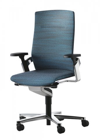 Siège de bureau design ergonomique rembourré en tissu bleu avec accoudoirs 2D et piétement à roulette en croisillon, ON WILKHAHN